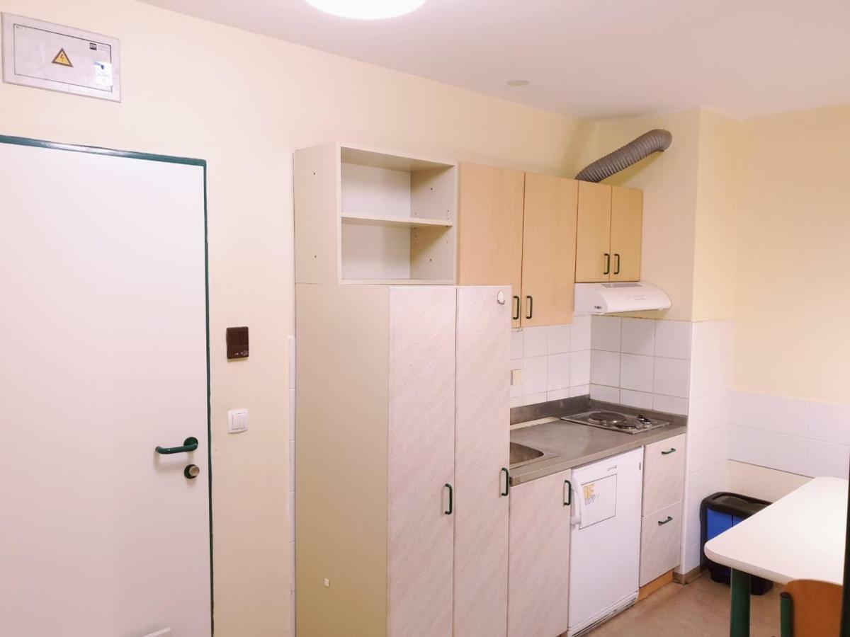 Summer Residence Hostel ليوبليانا المظهر الخارجي الصورة